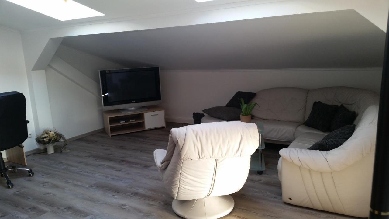 Ferienwohnung "Burgblick" An der Schmucke Екстериор снимка