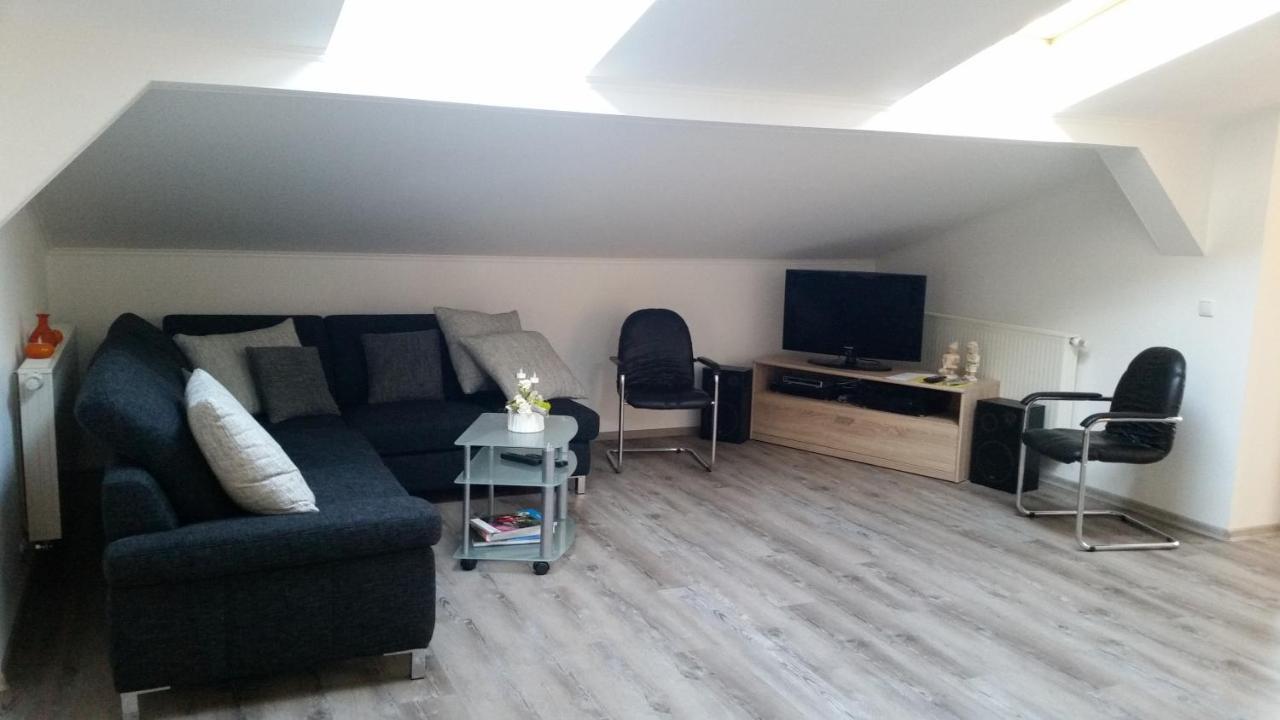 Ferienwohnung "Burgblick" An der Schmucke Екстериор снимка