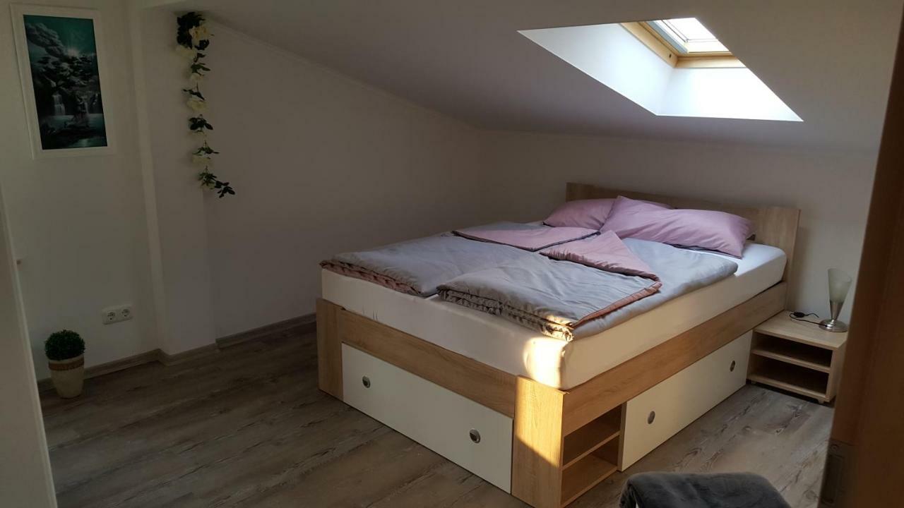 Ferienwohnung "Burgblick" An der Schmucke Екстериор снимка